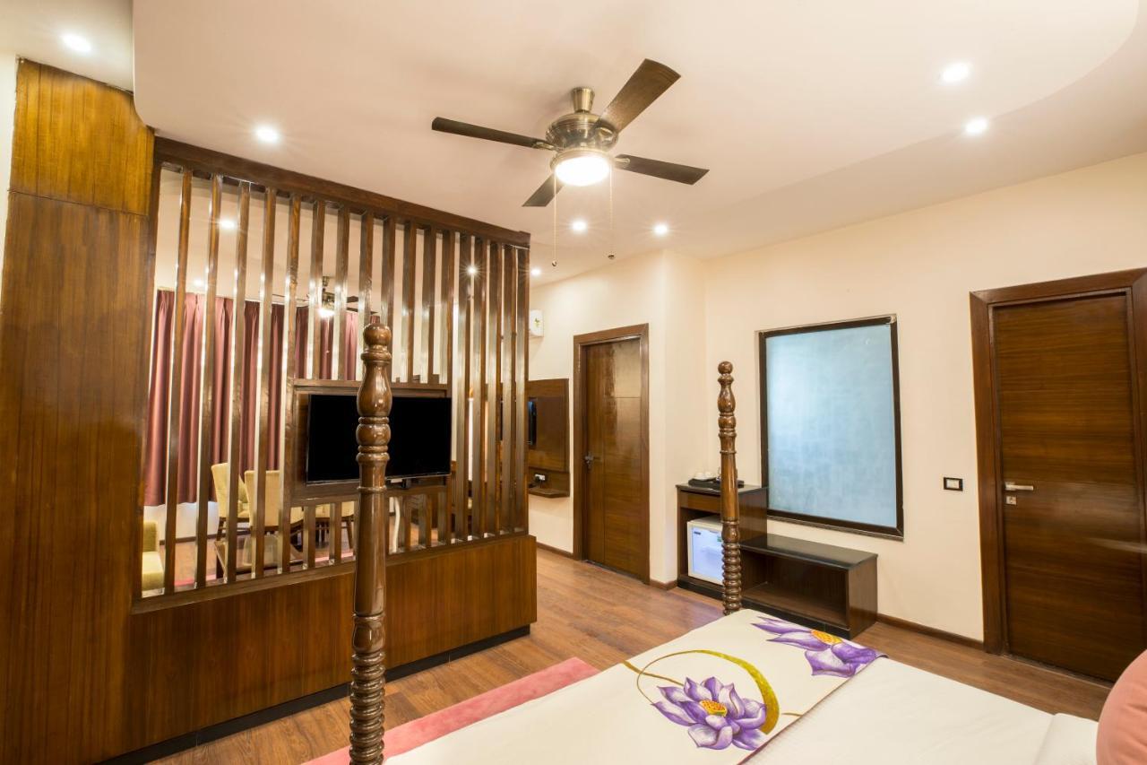 Regenta Inn On The Ganges Rishikesh Exterior photo