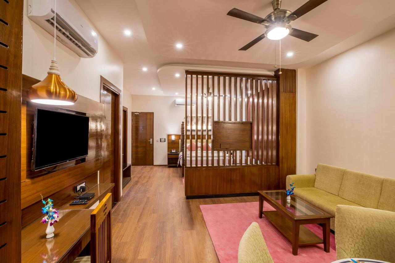 Regenta Inn On The Ganges Rishikesh Exterior photo