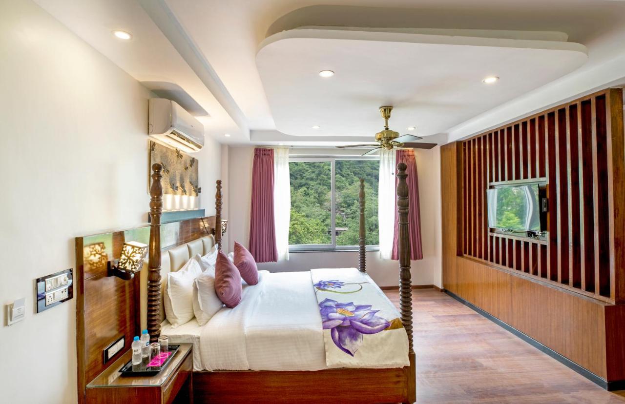 Regenta Inn On The Ganges Rishikesh Exterior photo